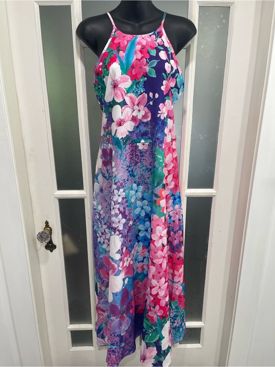 Dresses & Skirts - Floral Maxi Dress in Multicolor